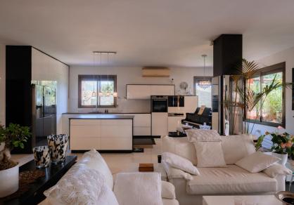 Apartment - First Floor, La Mairena Costa del Sol Málaga R5146630 36