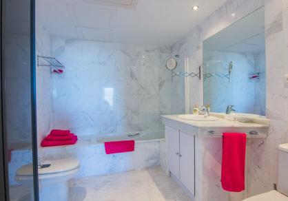 Apartment - Ground Floor, La Mairena Costa del Sol Málaga R5378710 22