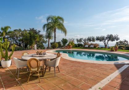South facing villa with panoramic sea views for sale, La Mairena, Marbellla 80