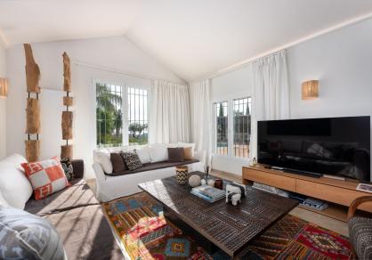 South facing villa with panoramic sea views for sale, La Mairena, Marbellla 91