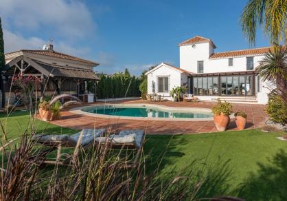 South facing villa with panoramic sea views for sale, La Mairena, Marbellla 120