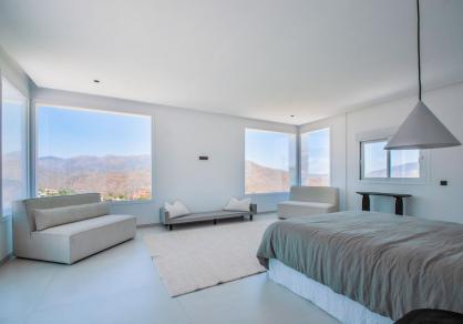 Stunning villa on a big plot, for sale in La Mairena, Marbella  R4286737 63