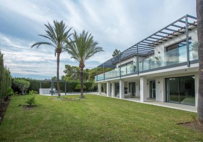 Villa for sale Rocio de Nagueles, Marbella, sea views R4226920 77
